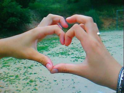 we make a heart